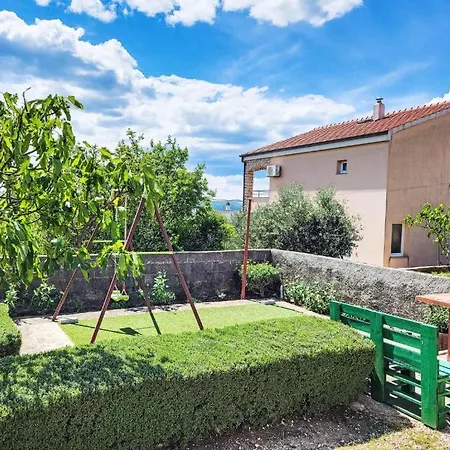 Hébergement de vacances - Lucija