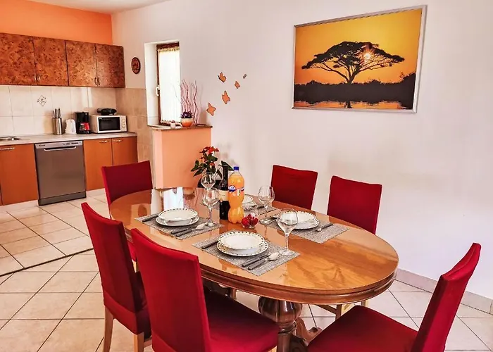 Holiday home - Lucija *