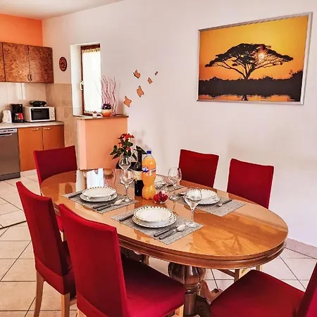 בית נופש - Lucija *