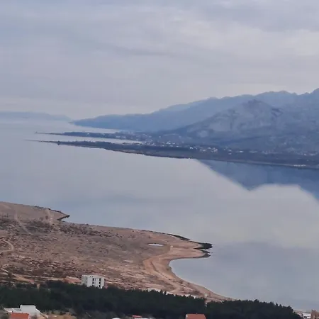 - Lucija * Maslenica