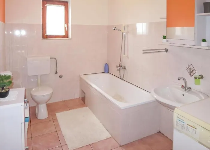 - Lucija * 마슬레니차