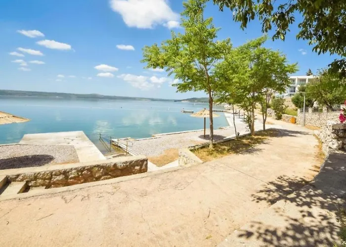 - Lucija Hébergement de vacances Maslenica